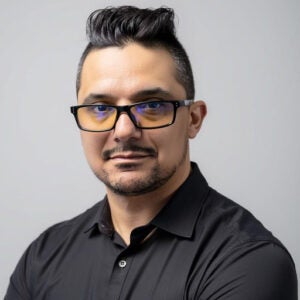 Headshot Andy Ramirez new 512x512 1