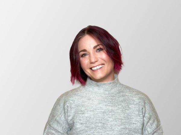 Headshot Stephanie Fairchild